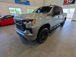 Used 2025 Chevrolet Silverado 1500 LT Trail Boss w/ LPO, Dark Essentials Package AWD/4WD video 1