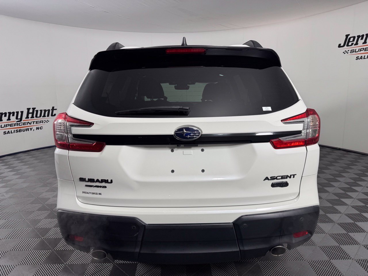 Used 2023 Subaru Ascent Onyx Edition AWD/4WD image 8