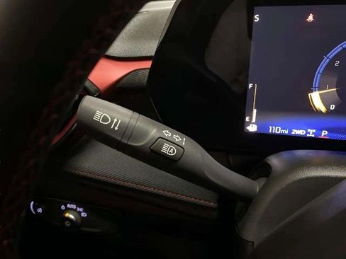 Used 2025 Chevrolet TrailBlazer RS w/ Convenience Package image 34