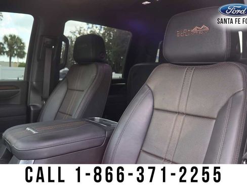 Used 2025 Chevrolet Silverado 2500 High Country w/ High Country Premium Package AWD/4WD image 23