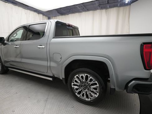 Used 2023 GMC Sierra 1500 Denali Ultimate AWD/4WD image 32