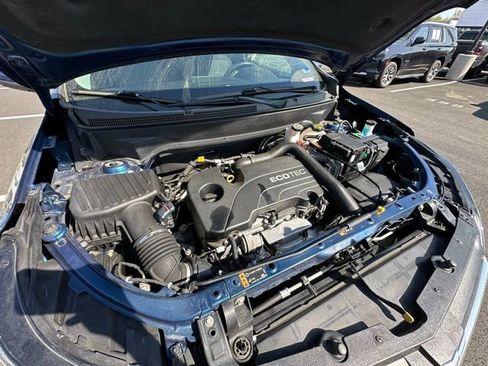 Used 2019 Chevrolet Equinox LT AWD/4WD image 17