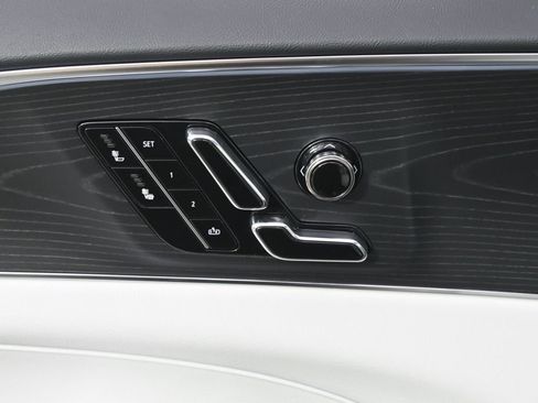 New 2026 Cadillac Lyriq Luxury w/ LPO, Floor Liner Package AWD/4WD image 14
