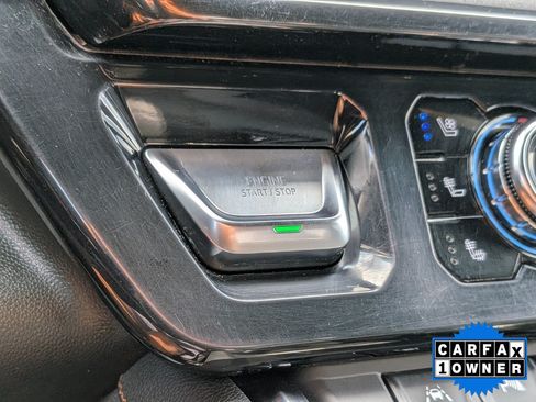 Used 2023 GMC Sierra 1500 AT4 AWD/4WD image 32