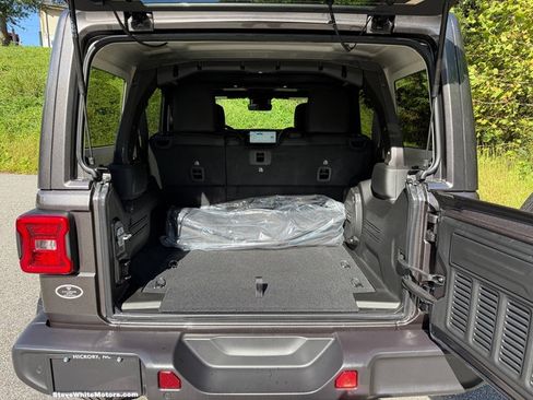 New 2025 Jeep Wrangler Unlimited Sahara image 17