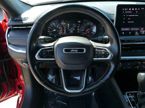 Used 2022 Jeep Compass Limited image 17