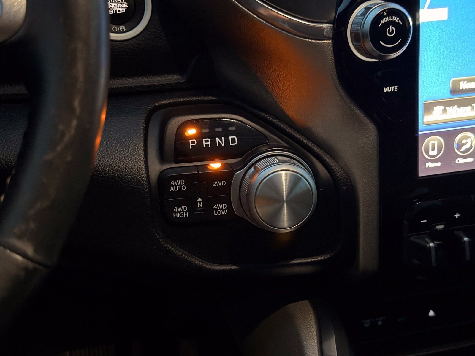 Used 2019 RAM 1500 Laramie AWD/4WD image 50