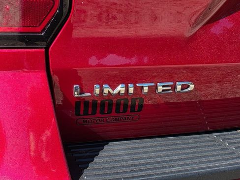 Used 2020 Ford Expedition Limited w/ Texas Edition Package image 8