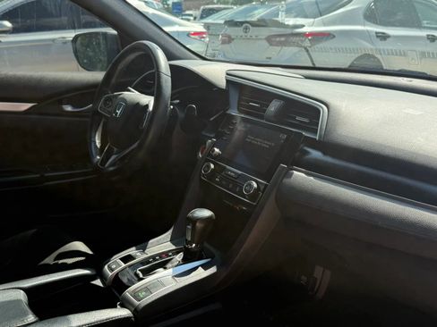 Used 2020 Honda Civic Sport image 14