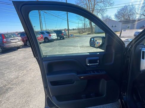 Used 2014 GMC Sierra 1500 SLE w/ SLE Value Package image 16