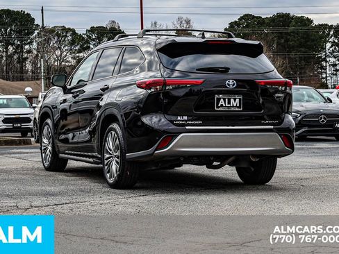 Used 2021 Toyota Highlander Platinum image 7