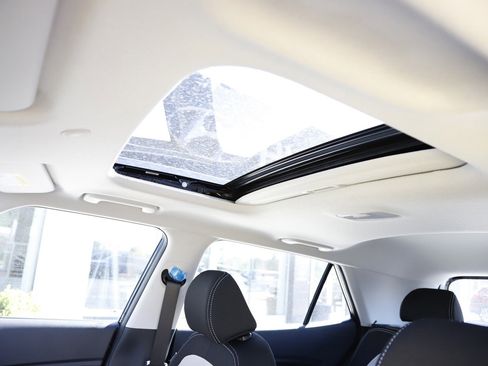 New 2026 Hyundai Venue SEL FWD image 14