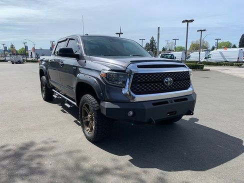 Used 2019 Toyota Tundra SR5 AWD/4WD image 8