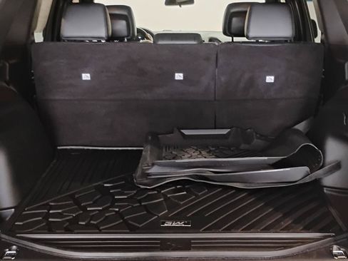 Used 2021 Jeep Grand Cherokee Laredo X RWD image 9