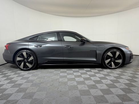 Used 2023 Audi e-tron GT Prestige w/ Prestige Package image 8
