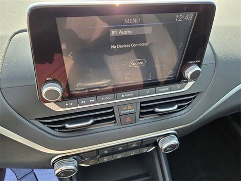 Used 2022 Nissan Altima 2.5 SV image 13