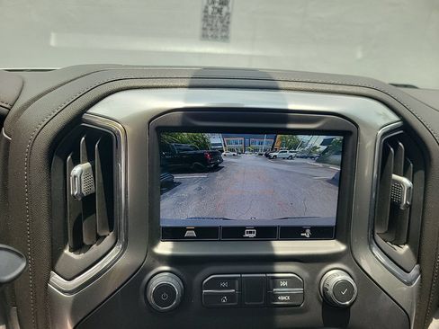 Used 2021 Chevrolet Silverado 1500 LTZ w/ Z71 Off-Road Package AWD/4WD image 28