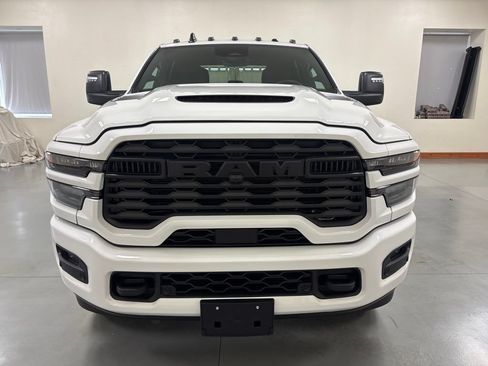 New 2026 RAM 2500 Tradesman AWD/4WD image 3