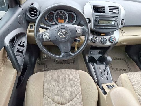 Used 2012 Toyota RAV4 4WD w/ Value Pkg image 12