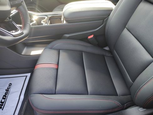 New 2026 Chevrolet Traverse RS w/ LPO, Floor Liner Package image 10