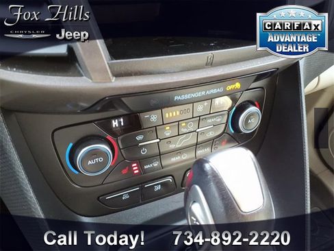 Used 2020 Ford Transit Connect XLT w/ XLT Premium Package image 24