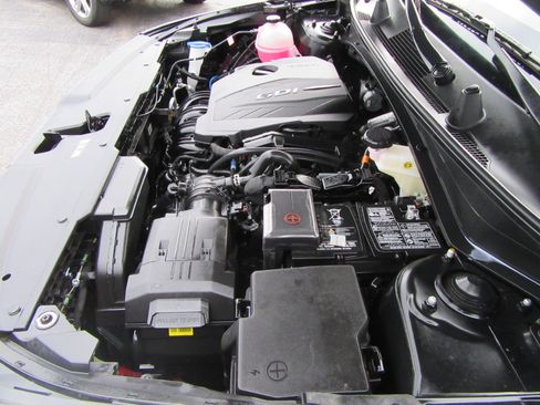 Used 2025 Kia Sportage EX image 77