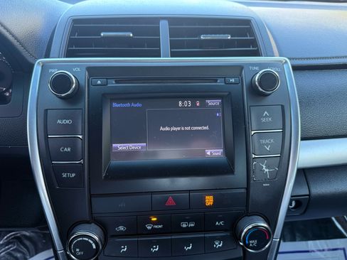 Used 2017 Toyota Camry SE image 21