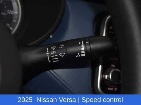 Used 2025 Nissan Versa SV image 12