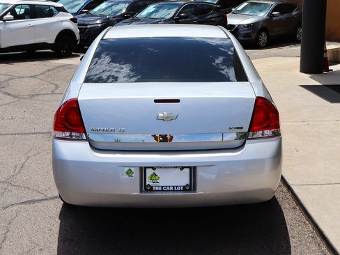 Used 2011 Chevrolet Impala LT FWD image 10