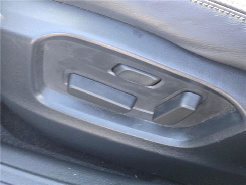 Used 2023 MAZDA CX-9 Touring image 28