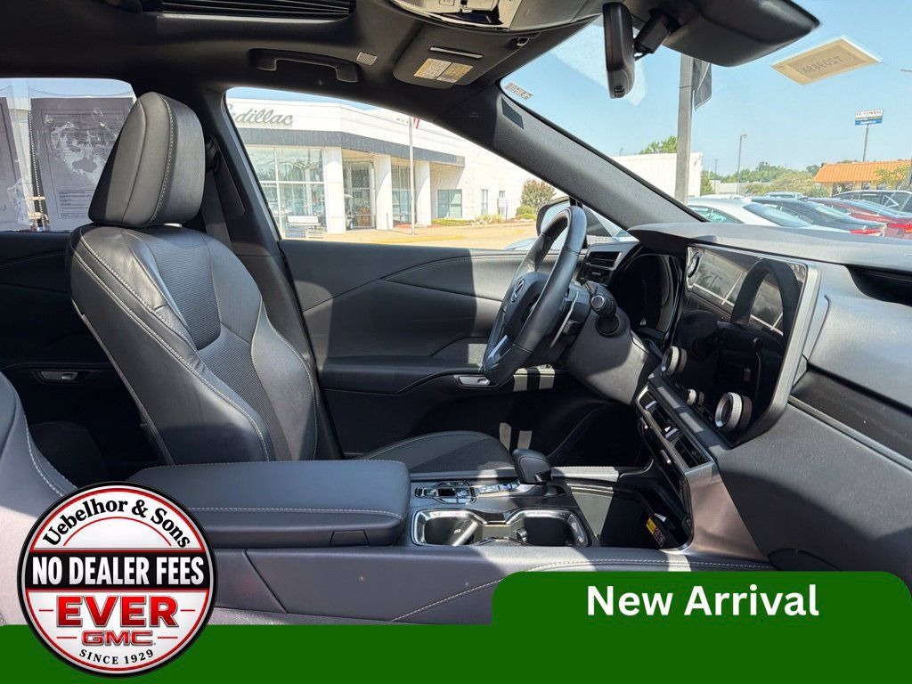 Used 2023 Lexus RX 350 Premium Plus w/ Cold Area Package AWD/4WD image 2