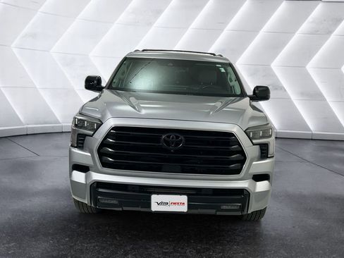 Used 2024 Toyota Sequoia Limited image 2