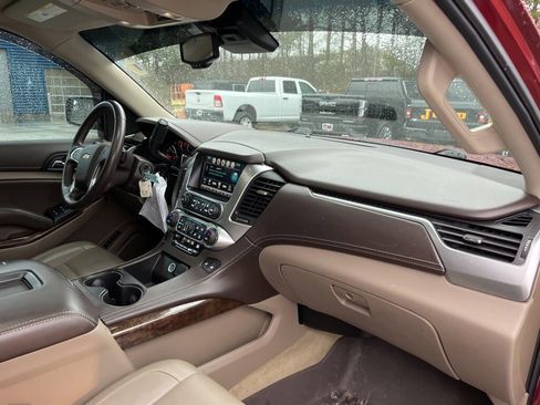 Used 2016 Chevrolet Tahoe LT image 9