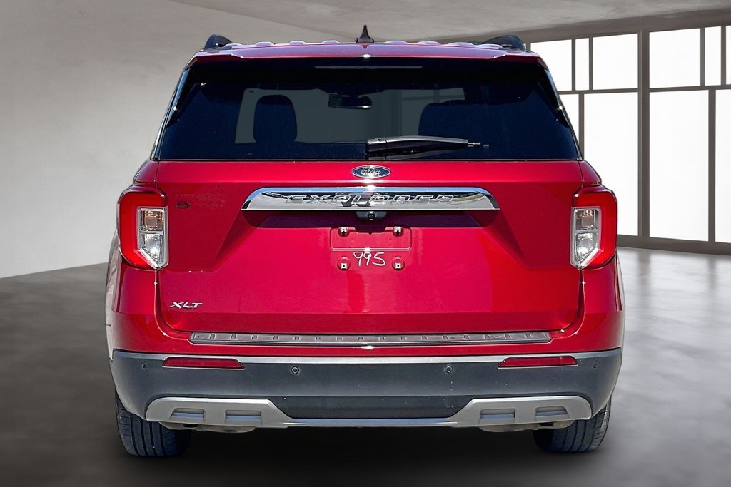 Used 2021 Ford Explorer XLT w/ Equipment Group 202A RWD image 5