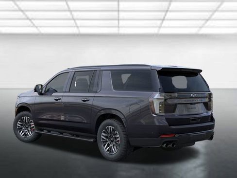 New 2026 Chevrolet Suburban Z71 w/ Z71 Off-Road Package image 3