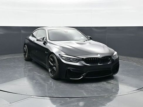 Used 2018 BMW M4 Coupe RWD image 2