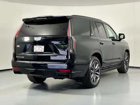 Used 2021 Cadillac Escalade Sport w/ Driver Assist Tech Package AWD/4WD image 5