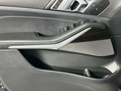 Used 2024 BMW X5 sDrive40i image 21