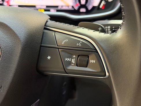 Used 2020 Audi Q3 2.0T Premium Plus w/ Premium Plus Package image 27