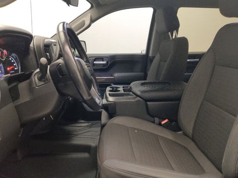 Used 2021 Chevrolet Silverado 1500 LT w/ LPO, Dark Essentials Package RWD image 17
