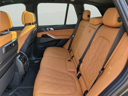 New 2026 BMW X5 M60i AWD/4WD image 16