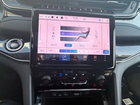 New 2025 Jeep Grand Cherokee Trailhawk image 35