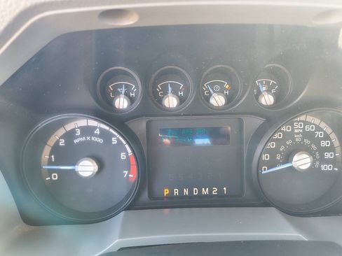 Used 2014 Ford F250 XL w/ Power Equipment Group AWD/4WD image 18