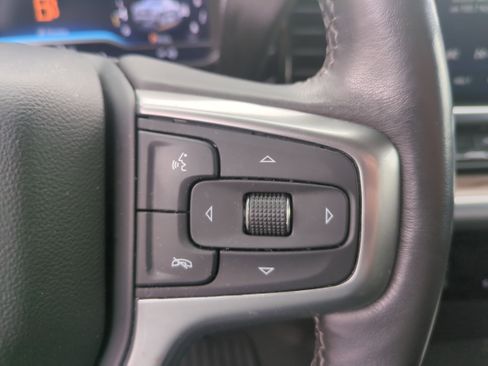 Used 2022 Chevrolet Silverado 1500 LT image 13