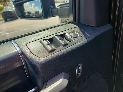 Used 2020 Ford F150 XLT w/ Equipment Group 302A Luxury AWD/4WD image 12