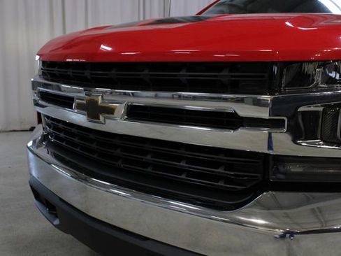 Used 2020 Chevrolet Silverado 1500 LT w/ Trailering Package image 29