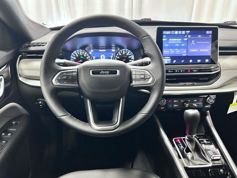 New 2026 Jeep Compass Limited AWD/4WD image 3