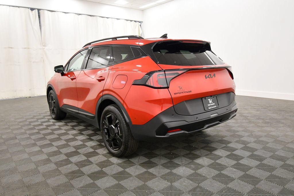 Certified 2026 Kia Sportage X-Line w/ X-Line Technology Package AWD/4WD image 5