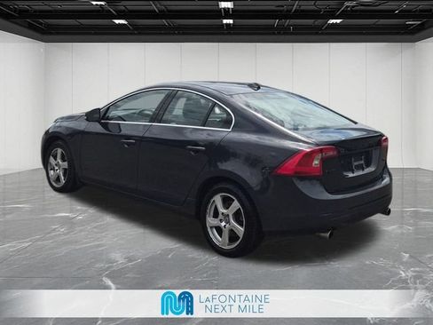 Used 2012 Volvo S60 T5 FWD image 3