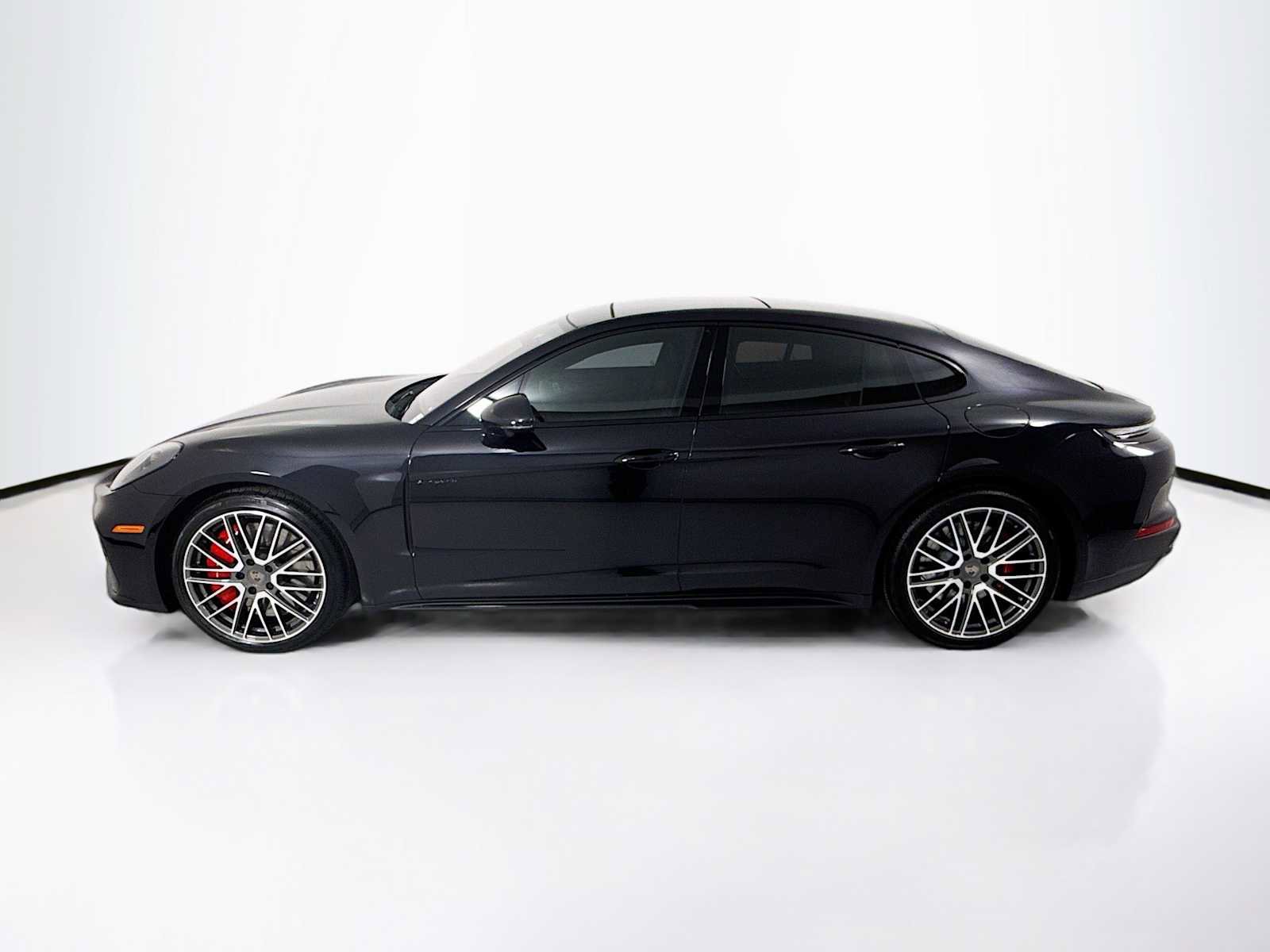 Used 2025 Porsche Panamera Turbo AWD/4WD image 2
